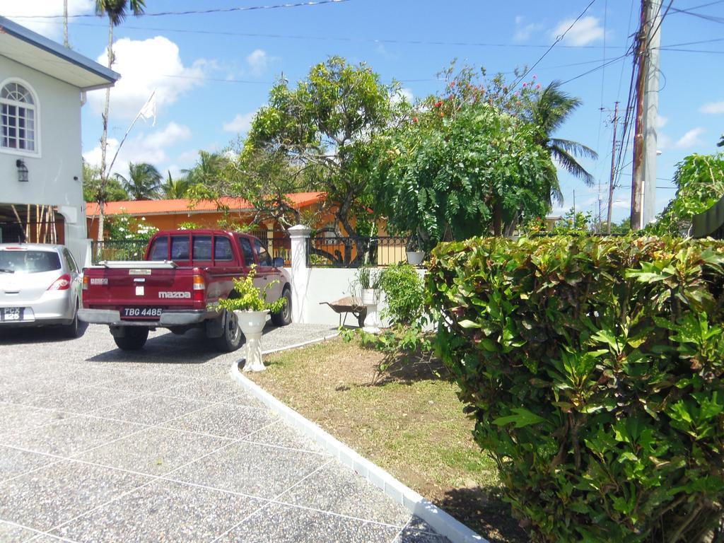 Airport Inn Piarco Exterior foto